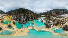 Huanglong, Sichuan. Panorama of the Beauty-Competing Pond