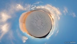 Salar de Uyuni. Planet