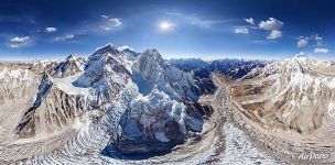 Above the Khumbu Valley, Everest Above the Khumbu Valley, Everest
